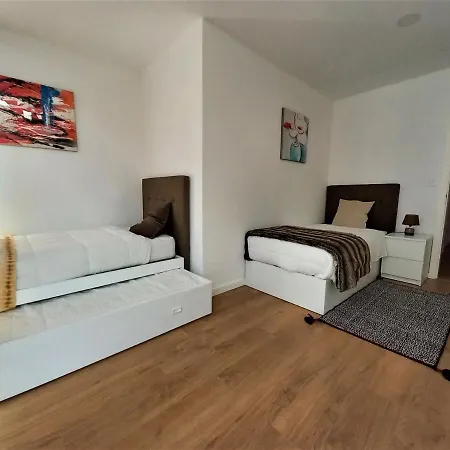Apartment Ares Do Mar - 4 Beds And Car Parking